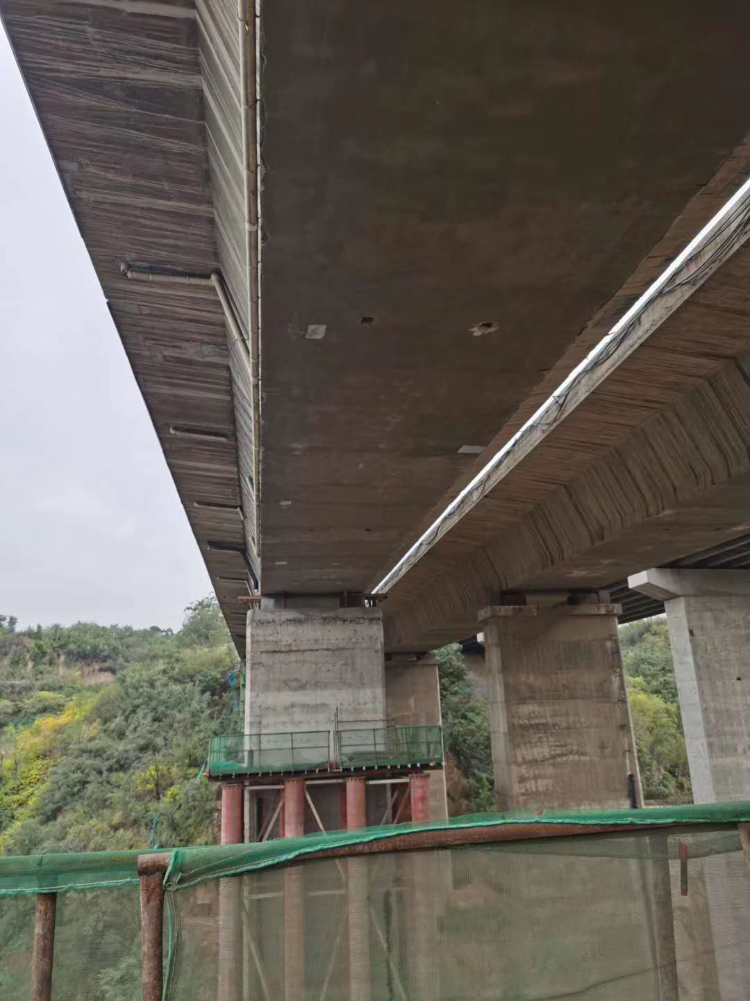 酒泉桥梁加固前制定可行设计方案图并用对施工方法